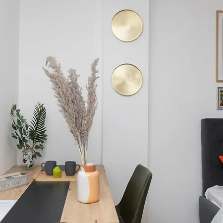 11 Steps' Lovely In The Center Apartamento *