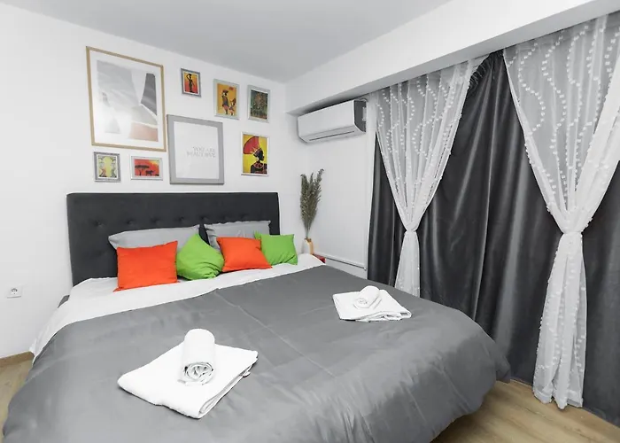 11 Steps' Lovely In The Center Apartmán